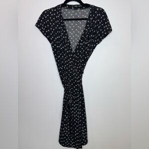 Mango Black Floral cap sleeve Design wrap dress size 4